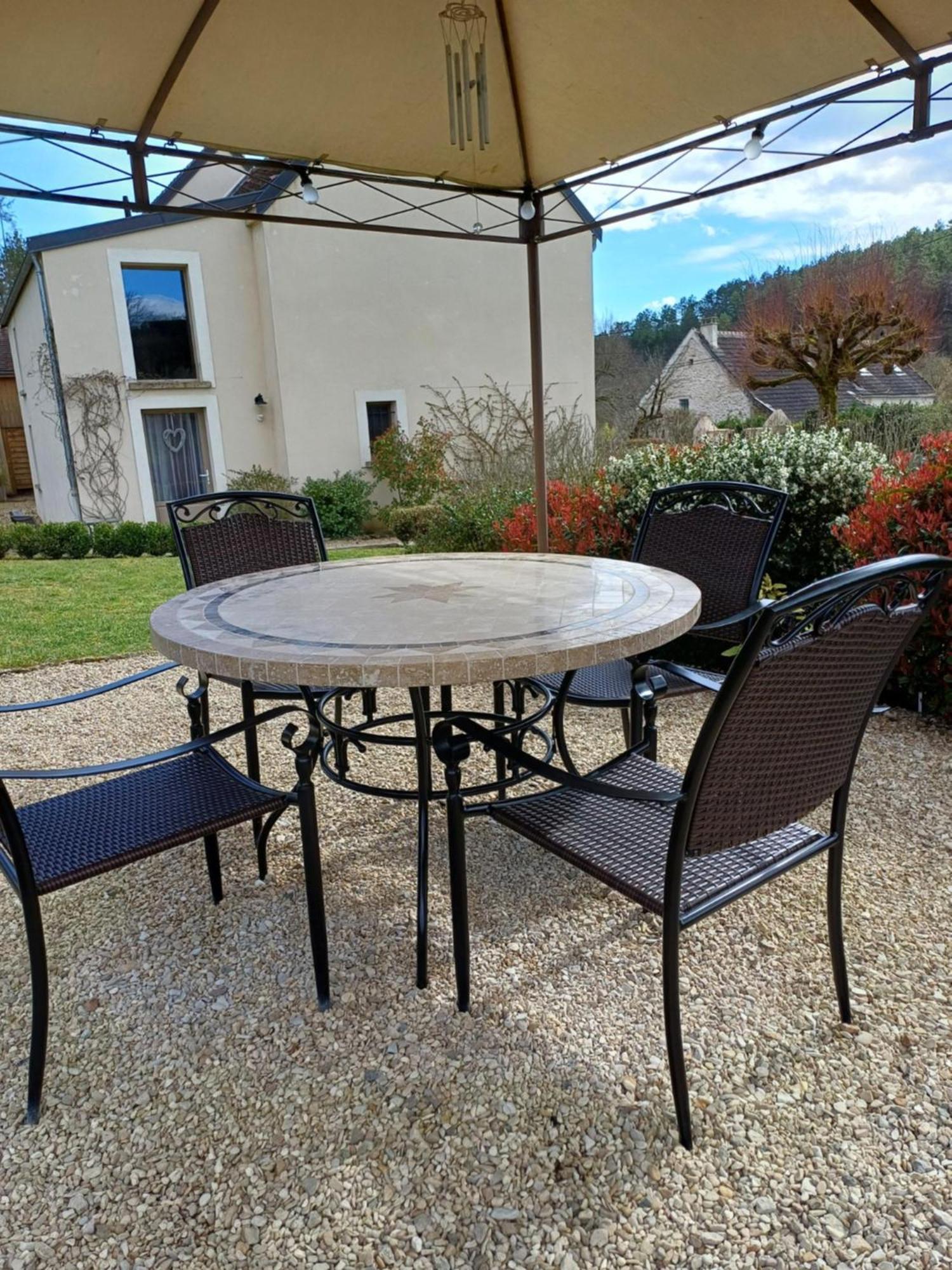 Le Repos Coquelicot Bed & Breakfast Montillot Екстериор снимка
