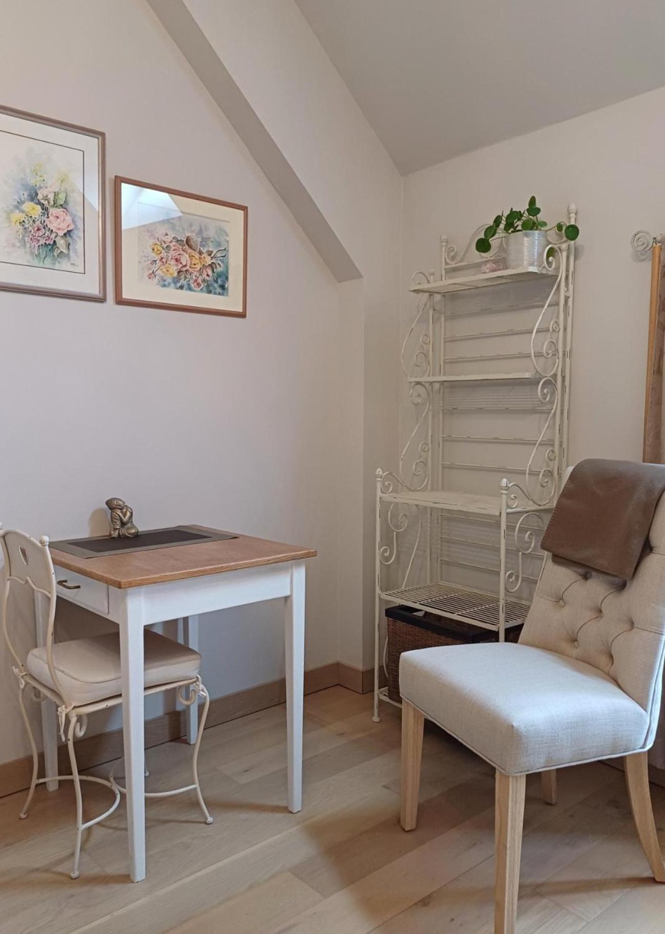 Le Repos Coquelicot Bed & Breakfast Montillot Екстериор снимка