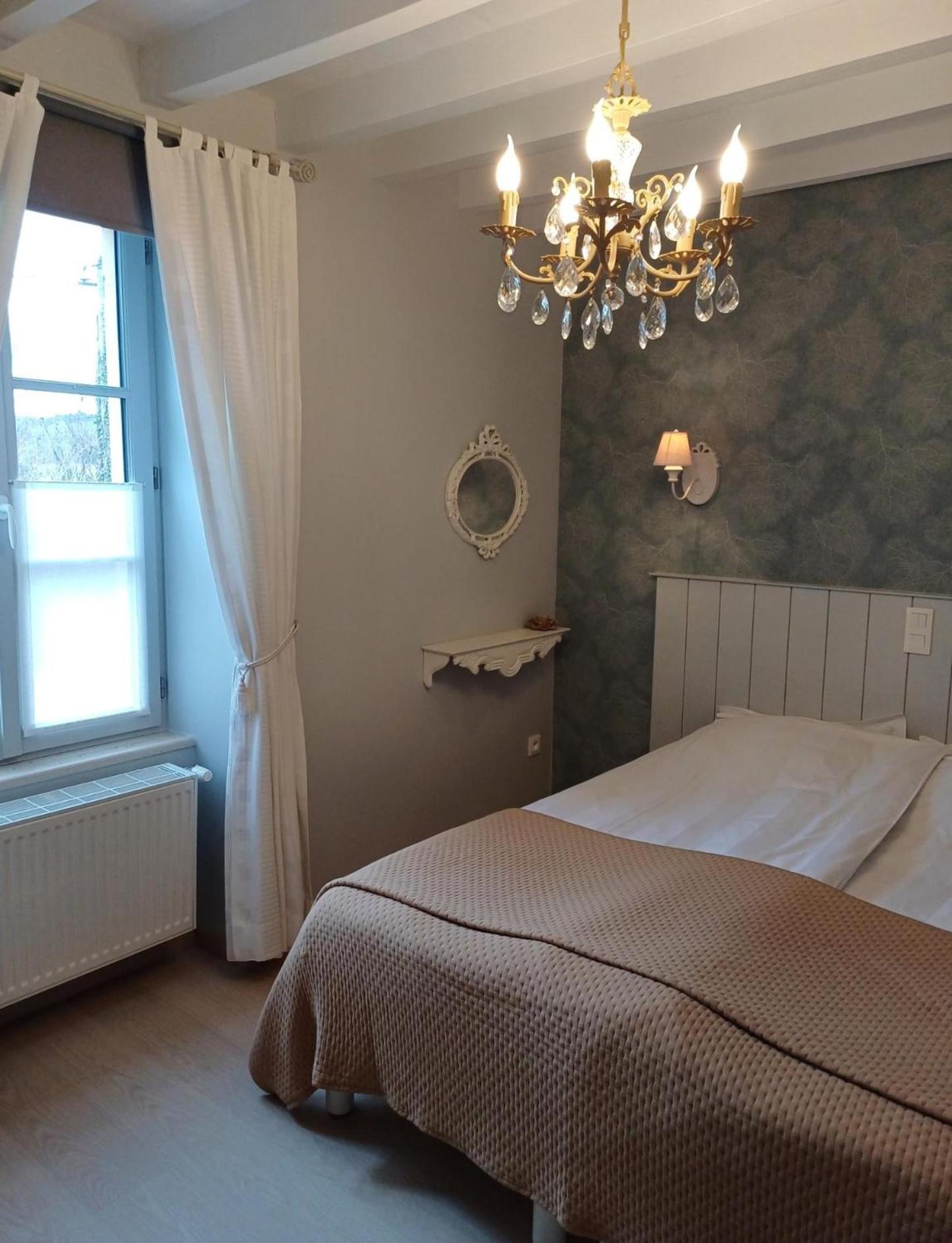 Le Repos Coquelicot Bed & Breakfast Montillot Екстериор снимка