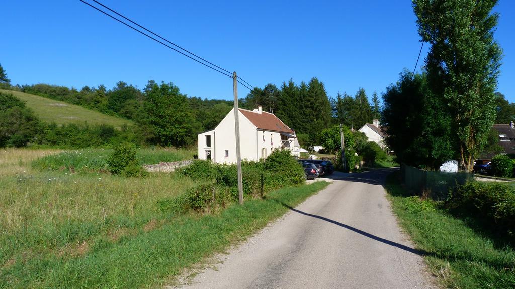 Le Repos Coquelicot Bed & Breakfast Montillot Екстериор снимка